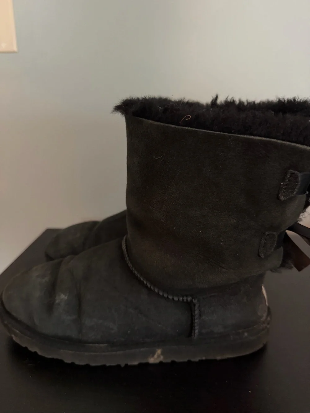 UGG Bailey Bow Black Well-Loved Boots